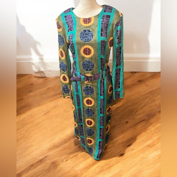 L. Fox Women’s Dress, Multicolored Size 16 %100 Rayon. Belt not included - Picture 1 of 6